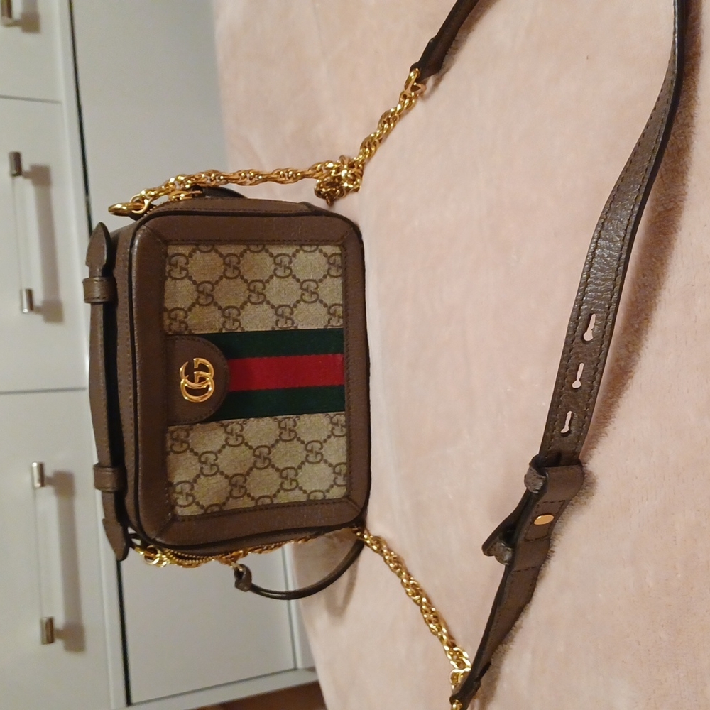 Authentic gucci